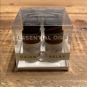 NWT Gaiam essential oils “relax”